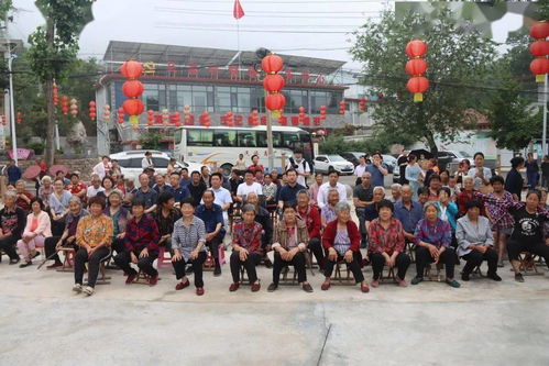 文化惠民進(jìn)鄉(xiāng)村 呂劇演出暖民心——仲宮街道馬家村數(shù)字文化服務(wù)新體驗(yàn)